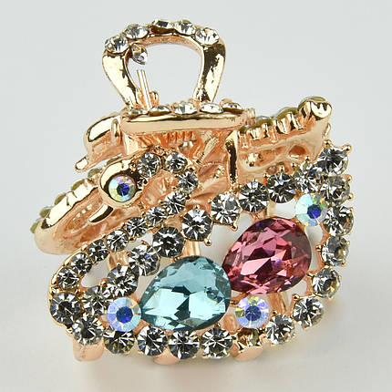 Шпилька краб металевої фірми Zaya золотистого кольору лебідь з різнобарвними стразами розмір 25х25х25 мм, фото 1