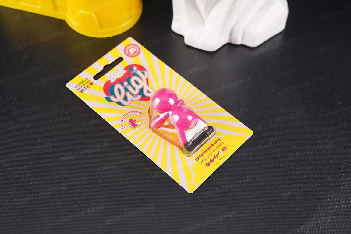 Ароматизатор для авто GIGI рожева ЛІСОВА СУНИЦЯ/WILD STRAWBERRY – Mr&Mrs Fragrance (на прищіпці), фото 1