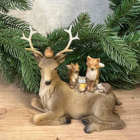 Декоративна новорічна фігура Олень з лісовими тваринами 15*6*13.5см, колір -коричневий