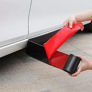 Захисний молдинг на автомобіль для нижньої частини переднього або заднього бампера, що самоклеїться 4м