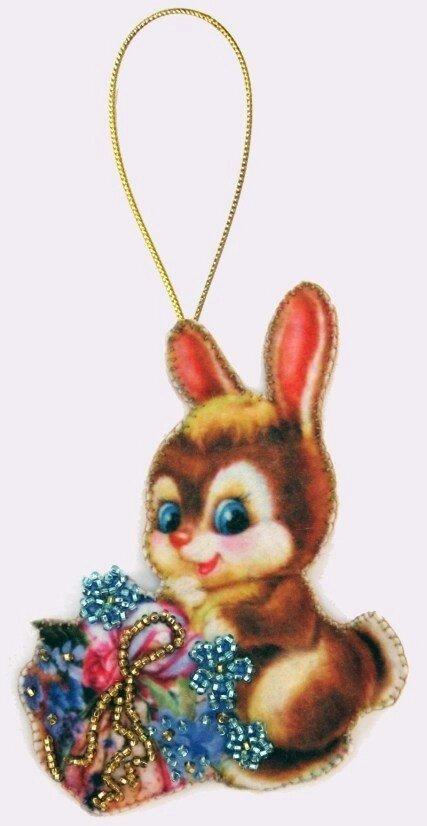 Набір для виготовлення іграшки з фетру для вишивання бісером ТМ Батерфляй Зайчик БФ F019, фото 1