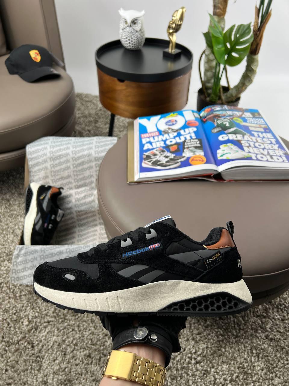 Чоловічі кросівки замша шкіра текстиль Reebok Classic Leather Hexalite Black Grey Beige, Рибок. Чоловіче взуття