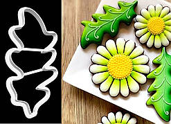 Пластикова Вирубка "Листок №59", 12 см