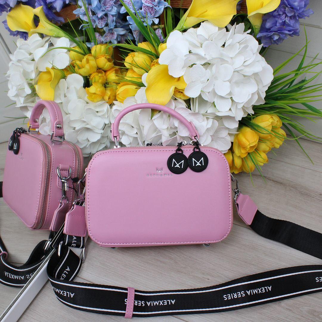 Маленька жіноча сумка зручна сумочка на широкому ремені рожева екошкіра, фото 1