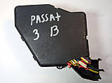 Блок запобіжників Volkswagen Passat 3B 2210579, фото 3