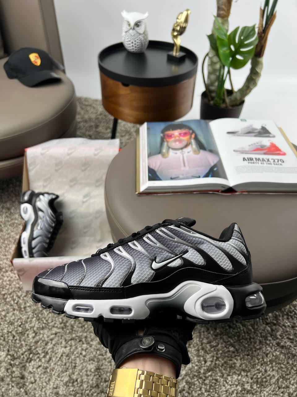 Чоловічі шкіряні текстиль кросівки Nike Air Max Tn Plus Grey Black, кеди Найк шкіра текстиль. Чоловіче взуття