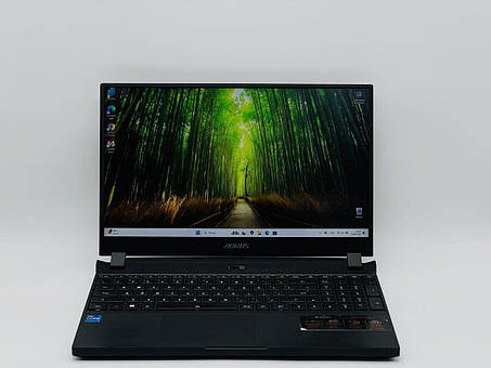 Б/в Ігровий ноутбук Gigabyte Aorus 15P 15.6" 1920x1080| i7-11800H| 32GB RAM| 480GB SSD| RTX 3070 8GB, фото 1