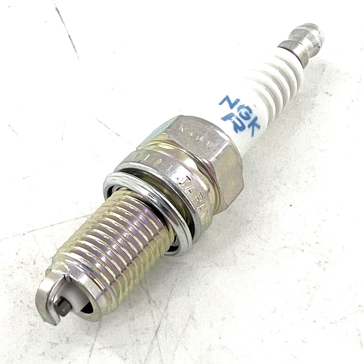 Свічка запалювання квадроциклу NGK 4339 DCPR8E 250 300 400 600 800 1000 кубів 16 мм