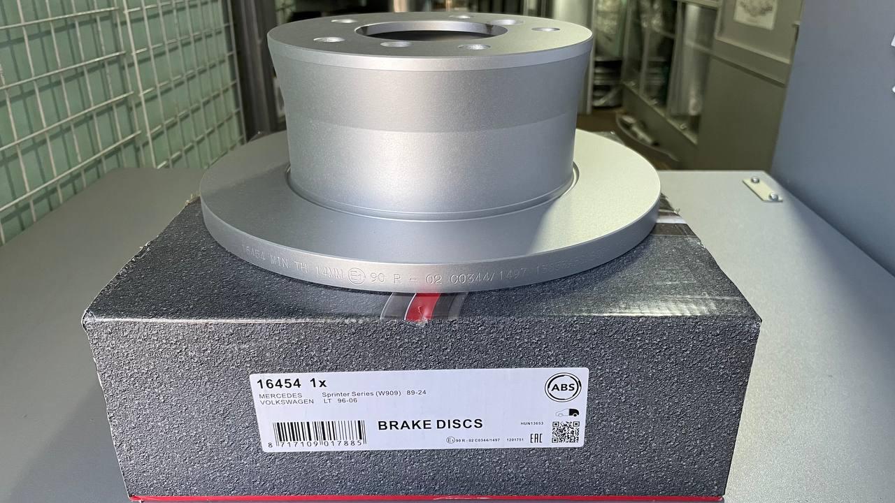 Гальмівний диск задній Mercedes Sprinter 903 (308-316) - VW LT (1996-2006) - ABS - Голландія - 16454, фото 1