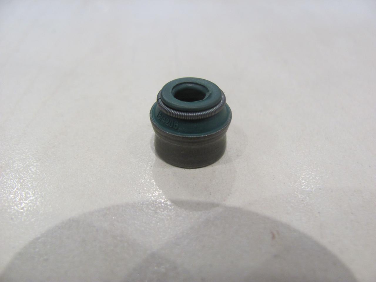 Сальник клапану Renault Trafic | Opel Vivaro | 2.5dCi | ELRING 403.730