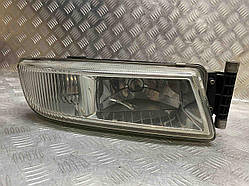 Б/В Противотуманка права оригінал MAN TGX Euro 6 81251016522