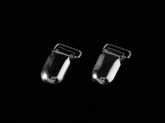 Затискач. 32мм. Під стрічку 15мм