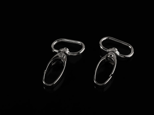 Карабін під стрічку. 43мм. Стрічка 20 мм