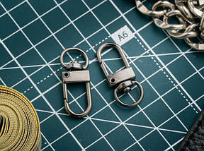 Карабін для ключів. 34мм, під стрічку 10мм. Колір "старе срібло"., фото 4