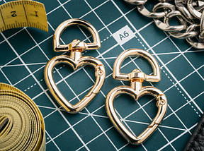 Карабін у формі серця. 44х27мм. Колір "золото"., фото 3