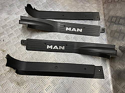 Б/В Комплект накладок порога MAN TGX Euro 6 2017 81615100788 / 81615105258