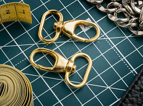 Карабін для ключів. Якість. Колір "золото". 40х15мм. Під стрічку 20мм, фото 3