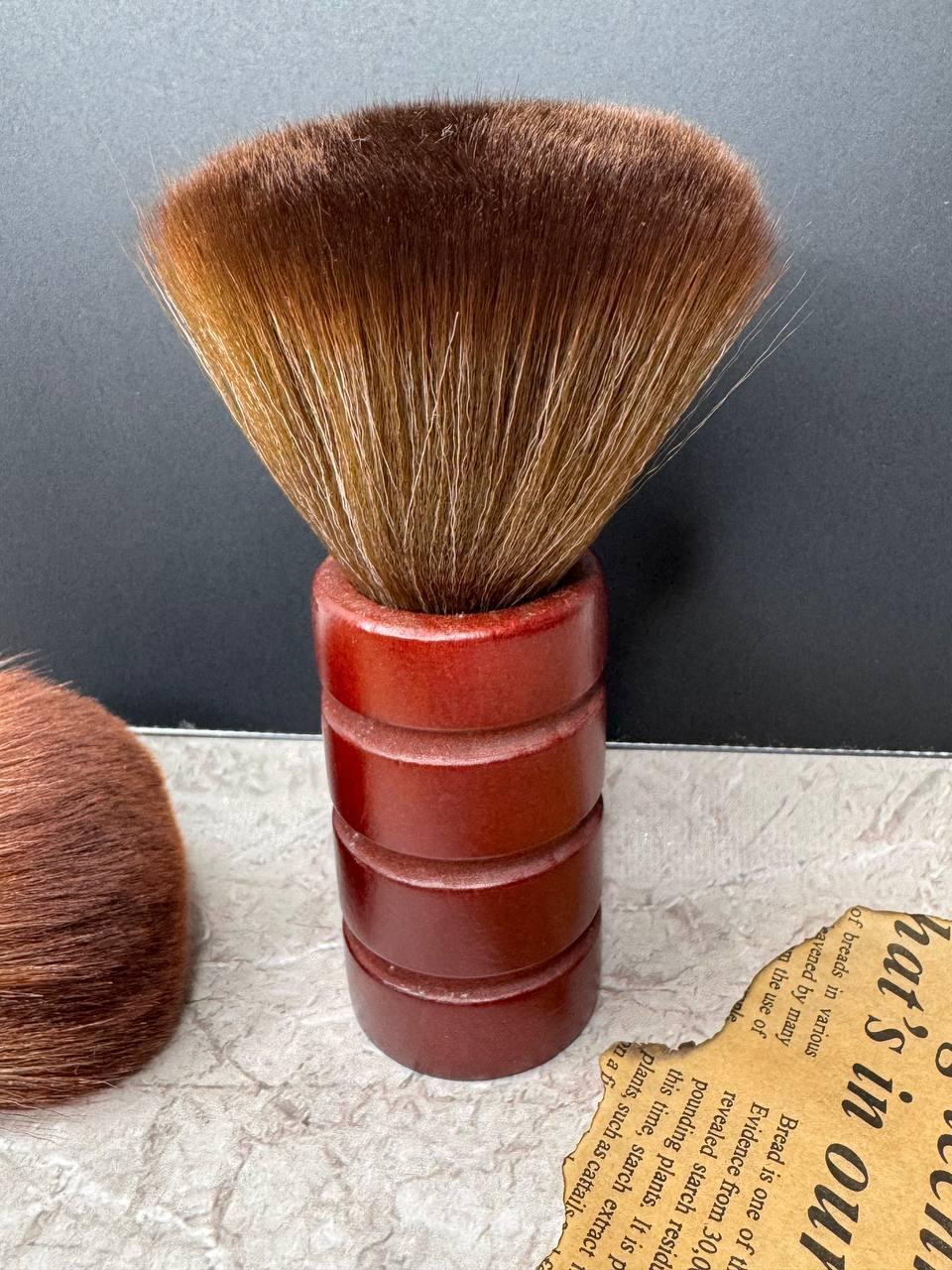 Щітка-змітка для волосся перукарня