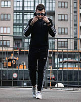 Спортивний костюм з капюшоном adidas