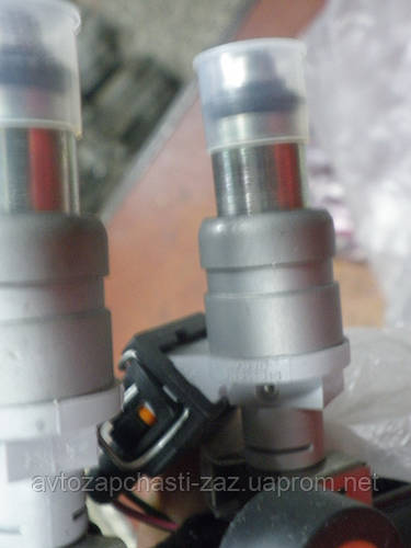 Купить Форсунка ТМ DEKA ВАЗ-2112 - два сопла распыления. Форсунки ДЕКА ...