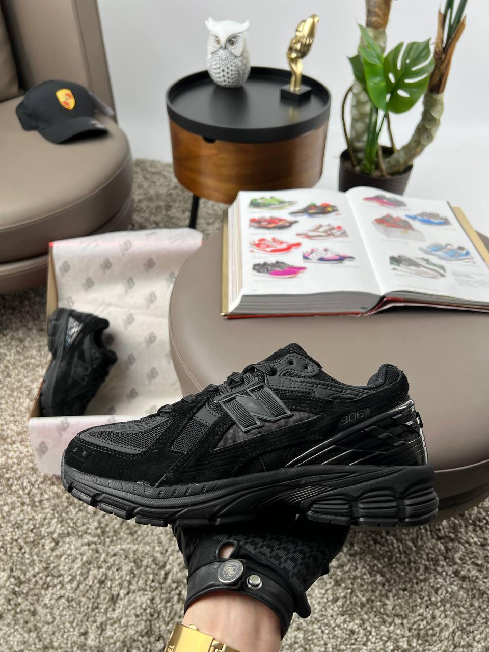 Чоловічі кросівки замшеві текстиль New Balance 1906U Black, кеди чоловічі Нью Беленс чорні. Чоловіче взуття