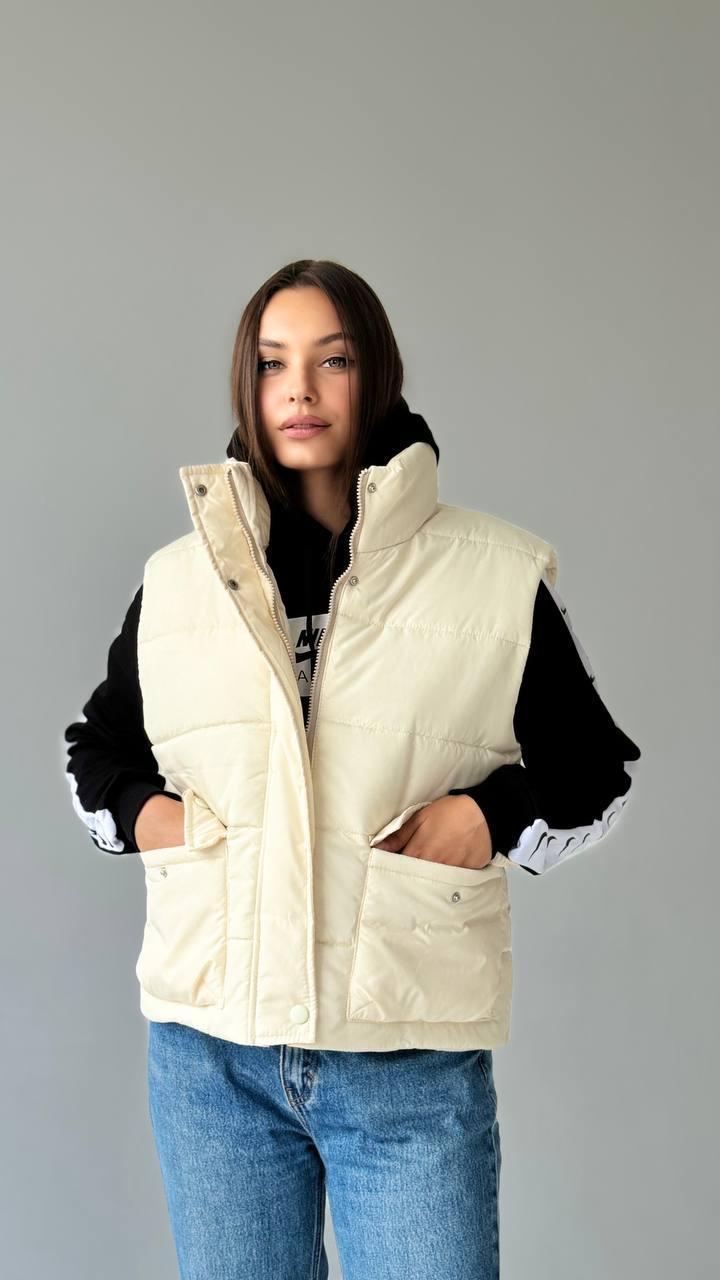 Жіноча жилетка оверсайз бежева весняна осіння Безрукавка без капюшона демісезонна, фото 1