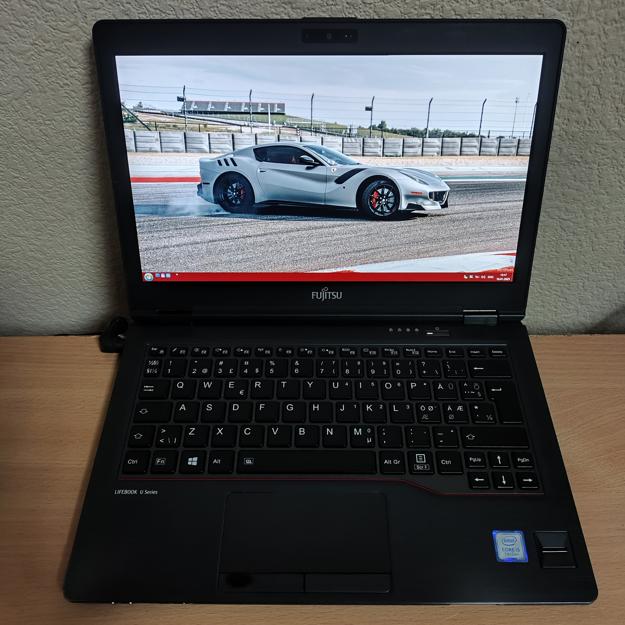 Ноутбук Fujitsu Lifebook U727 12.5" FHD IPS i5-7200u/8Gb DDR4/256Gb SSD/Intel HD Graphics 620