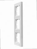Рамка 3-а вертикальна VESNA біла (10шт/120шт) 742-0200-153 LEZARD, фото 2