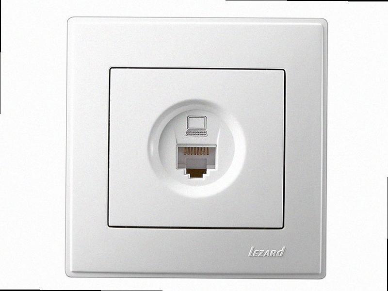Розетка комп'ютерна Lesya білий 705-0202-139 LEZARD, фото 1