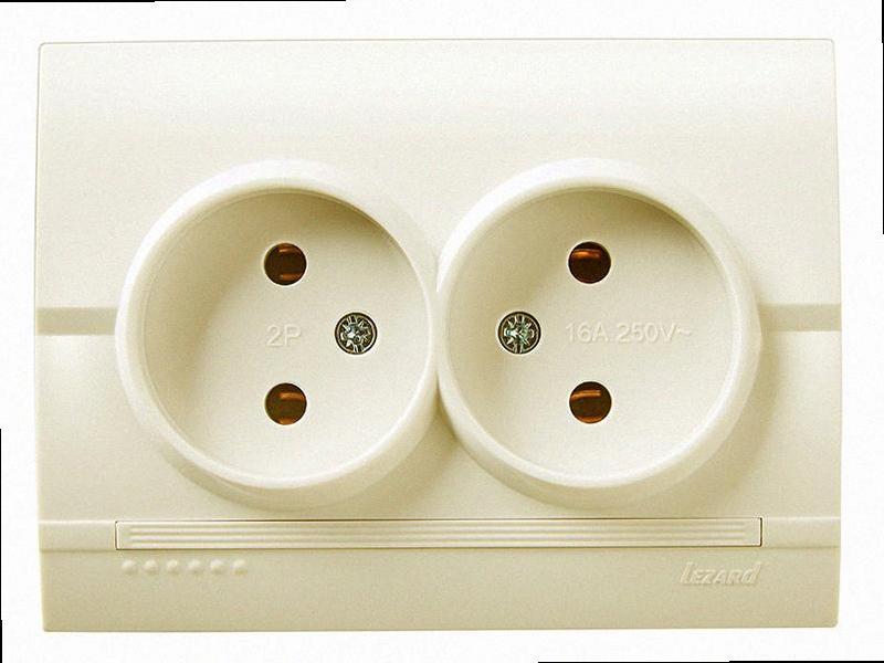 Розетка подвійна без заземлення Deriy крем 702-0303-128B LEZARD, фото 1