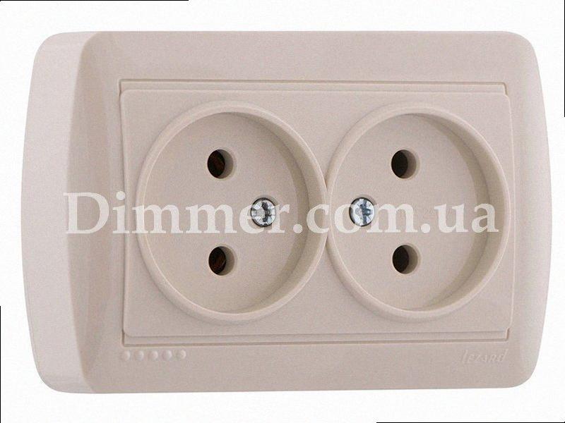 Розетка подвійна без заземлення закритий корпус Demet крем 711-0300-128 LEZARD, фото 1