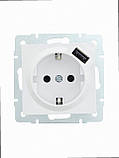 Розетка USB + с/з VESNA біла (10шт/120шт) (без рамки) 742-0288-181 LEZARD, фото 4