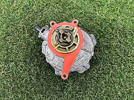 Вакуумний насос AUDI Q5 8R 3.2 CALB 2012 (б/у)