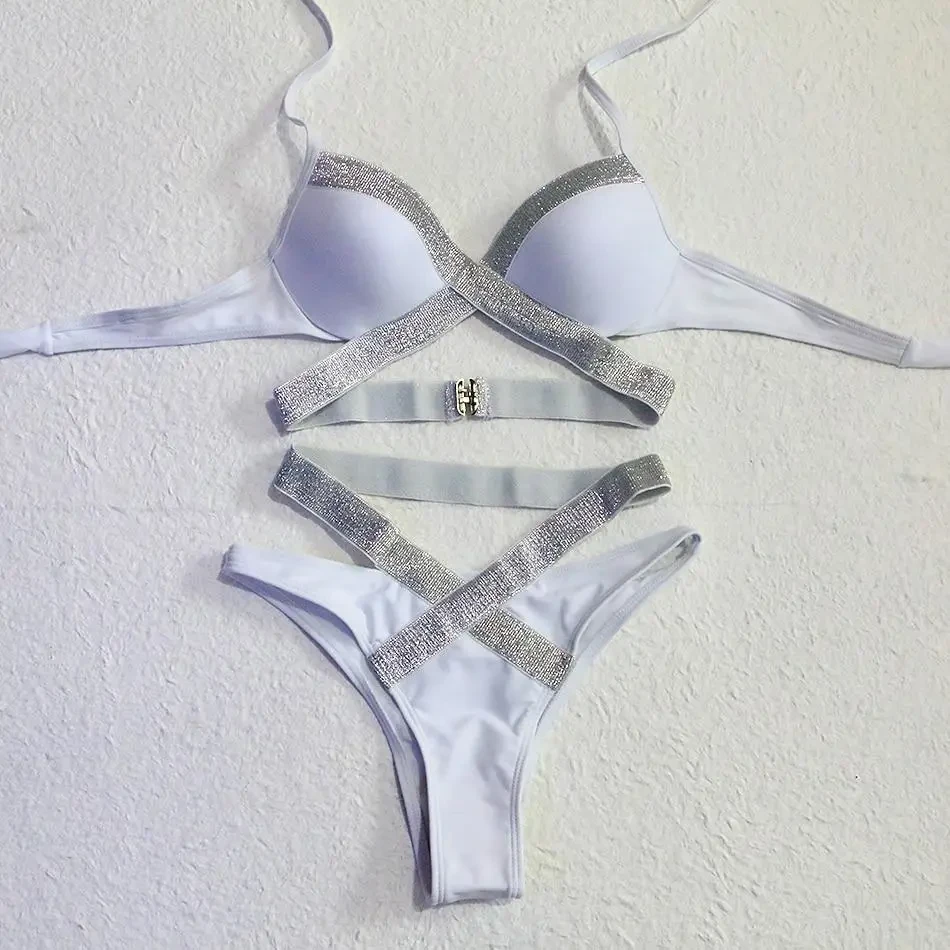 Білий жіночий роздільний купальник на пляж ліф на застібці з кісточками, фото 1