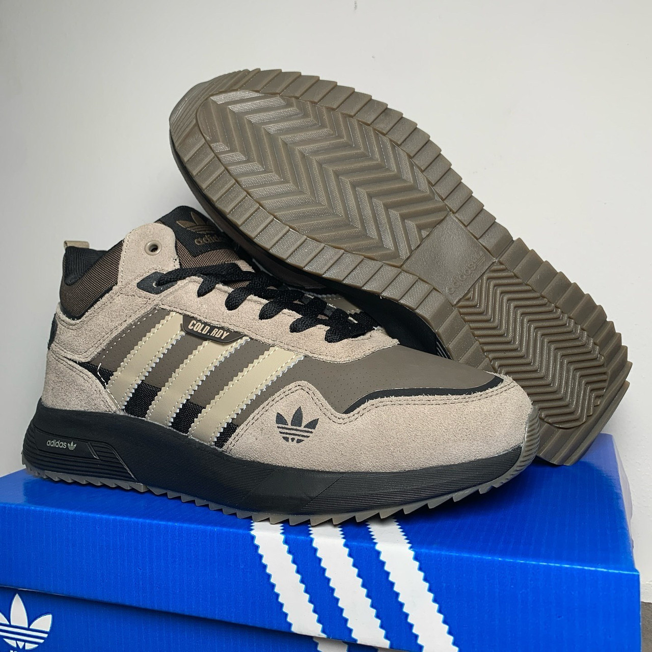 Кросівки чоловічі зимові Adidas замшеві бежеві, фото 1