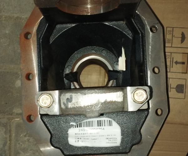 Опора переднього мосту 804.31.031 240100094754