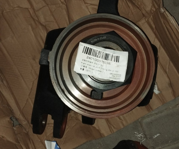 Правий поворотний кулак 804.31.026 240100075336