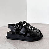 Стильні чорні шкіряні жіночі сандалі, фото 3