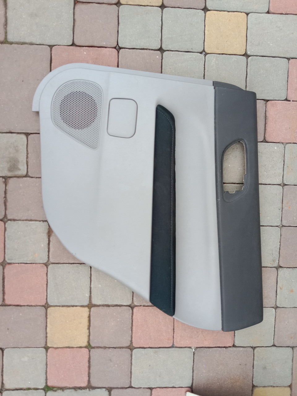 Subaru Forester II SG 2002-2008 карта обшивка двері задня права 94223SA020