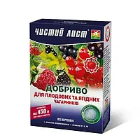 Удобрение Чистый лист 300 г для плодовых и ягодных кустарников
