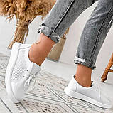 Шкіряні кросівки мокасини з перфорацією в білому кольорі, фото 7