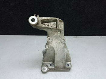 Кронштейн двигуна MERCEDES E-CLASS W211 02-09 W211 M272972 3.5 2008 лев. (б/у)