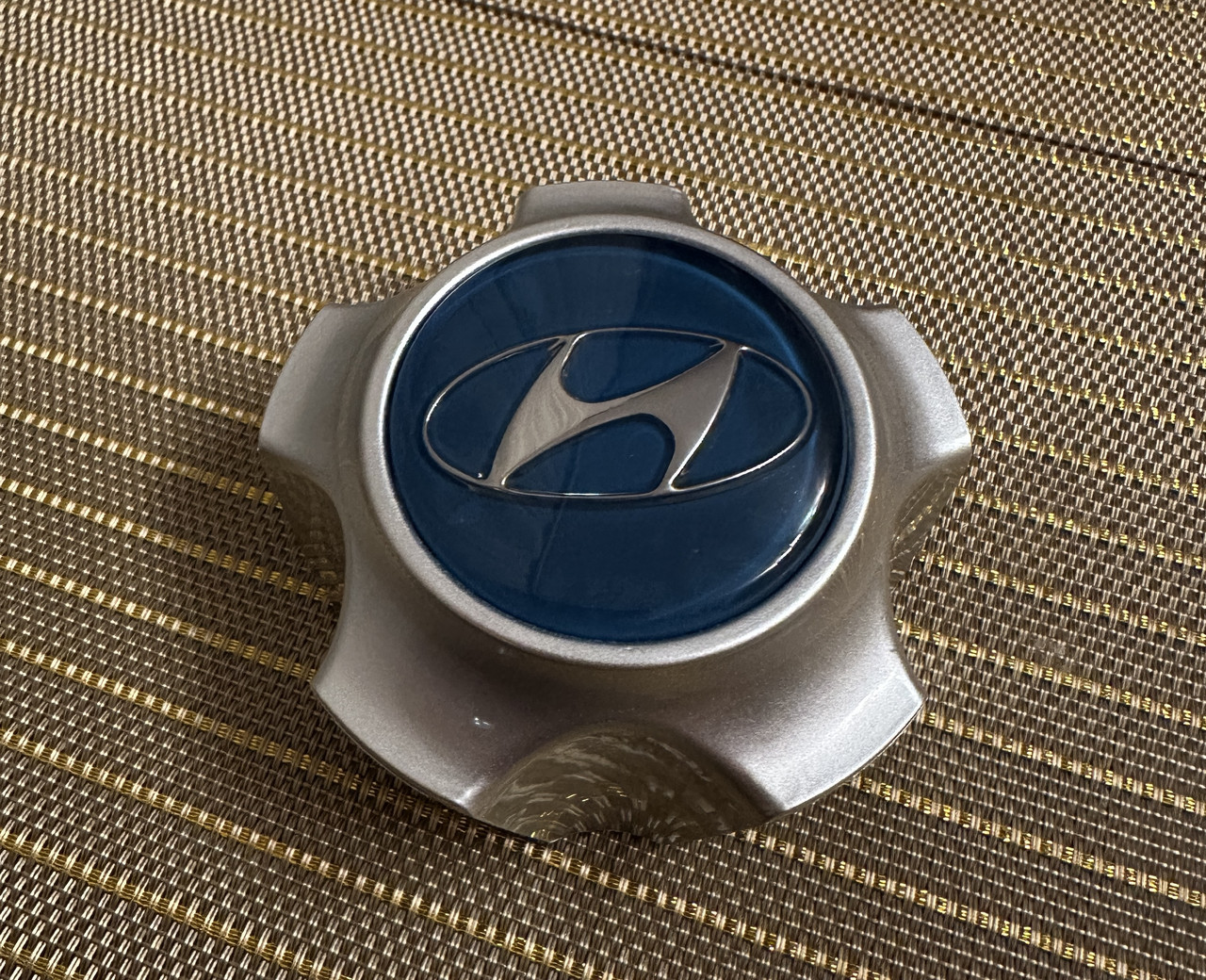 Ковпачок для дисків Hyundai Santa Fe ( Хюндай Санта Фе ) 52960-26200 ( 5296026200 )