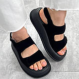 Замшеві босоніжки в чорному кольорі на липучці, фото 2