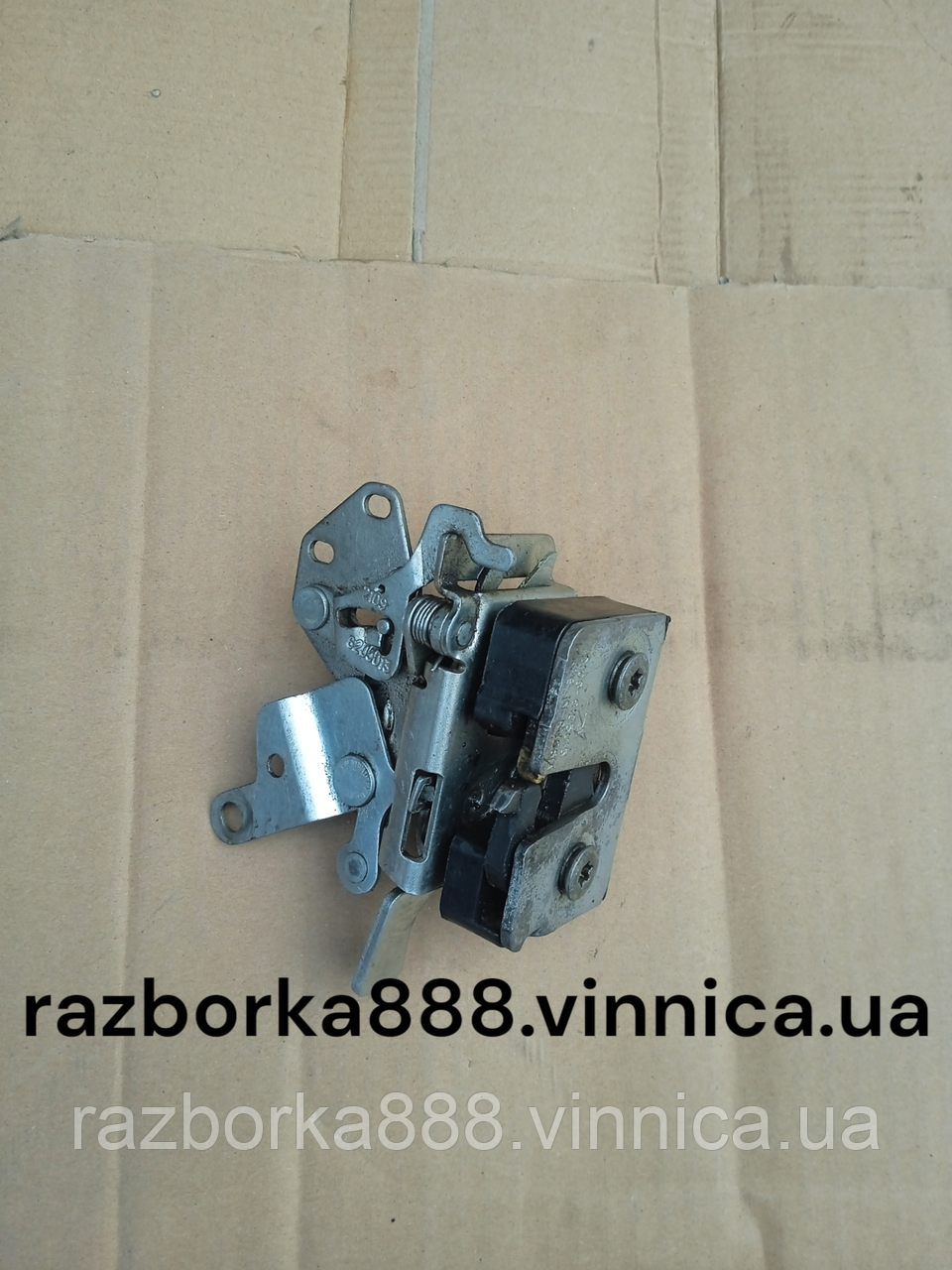 Замок двері задній лівий ваз 2108 2109 21099 2110 2111 2113 2114 2115 б.у