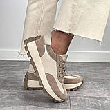 Жіночі шкіряні кросівки у бежевих тонах, фото 5