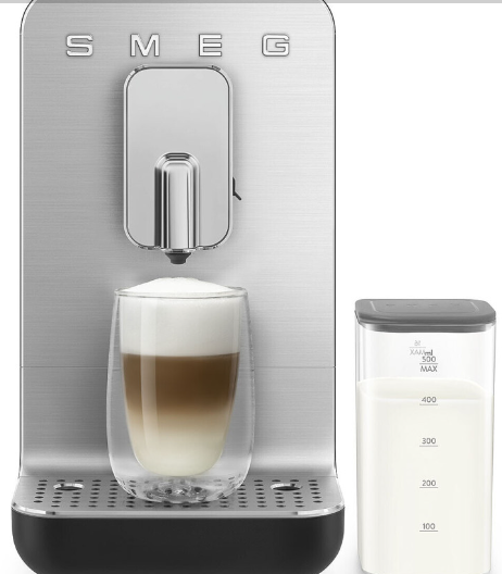 Кавомашина Автоматична Smeg BCC13BLMEU з капучинатором