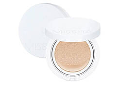 Тональна основа зволожуюча кушон Missha Magic Cushion Moist Up SPF50+PA+++ 21, 15 г
