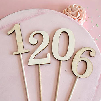 Топери цифри дерев'яні