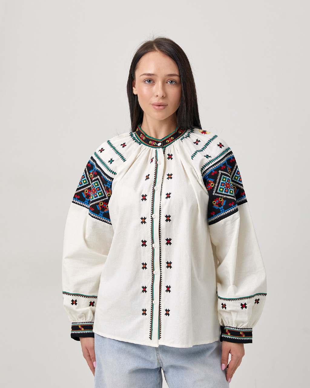 Вишита блуза на гудзиках ESQ 5665, жіноча вишиванка з орнаментом, фото 1